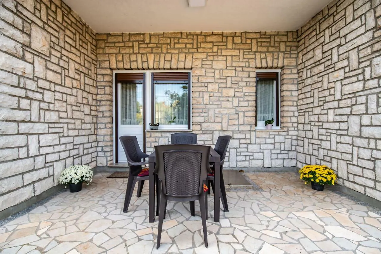 קרניצה Apartment Nono